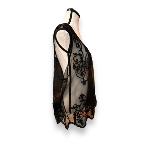 Women’s torrid 3 Black Mesh Gothic Raised Design 22 24 - Picture 5 of 12